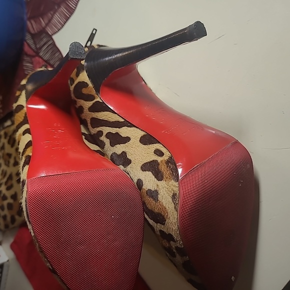 Christian Louboutin boots - Picture 4 of 9